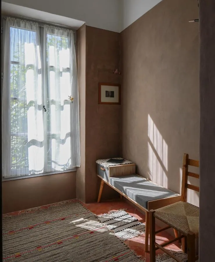 Le 37 Malaucene Bed & Breakfast