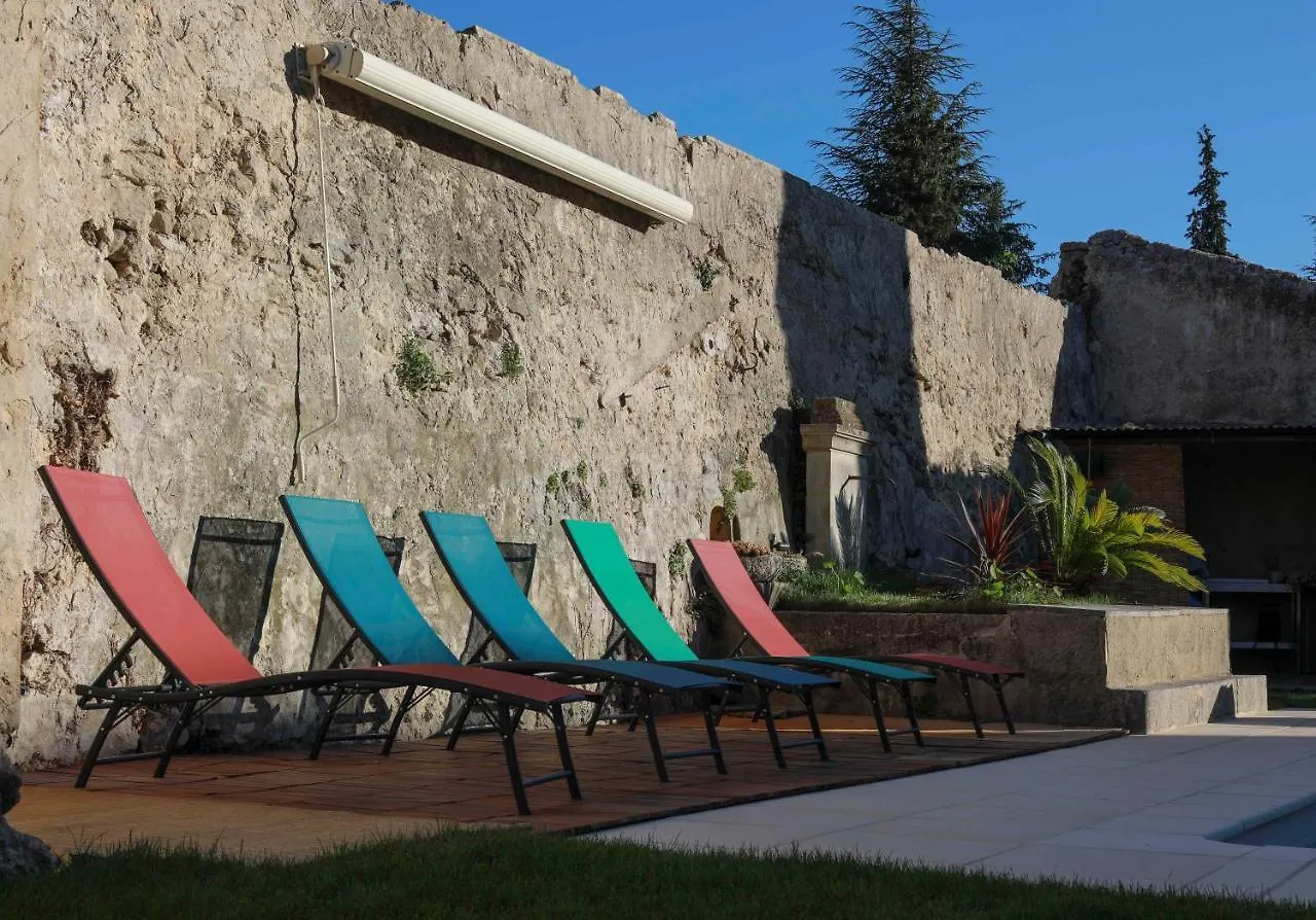 Le 37 Malaucene Bed & Breakfast